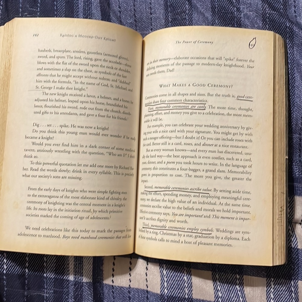 Paperback book - Picture 3 of 3